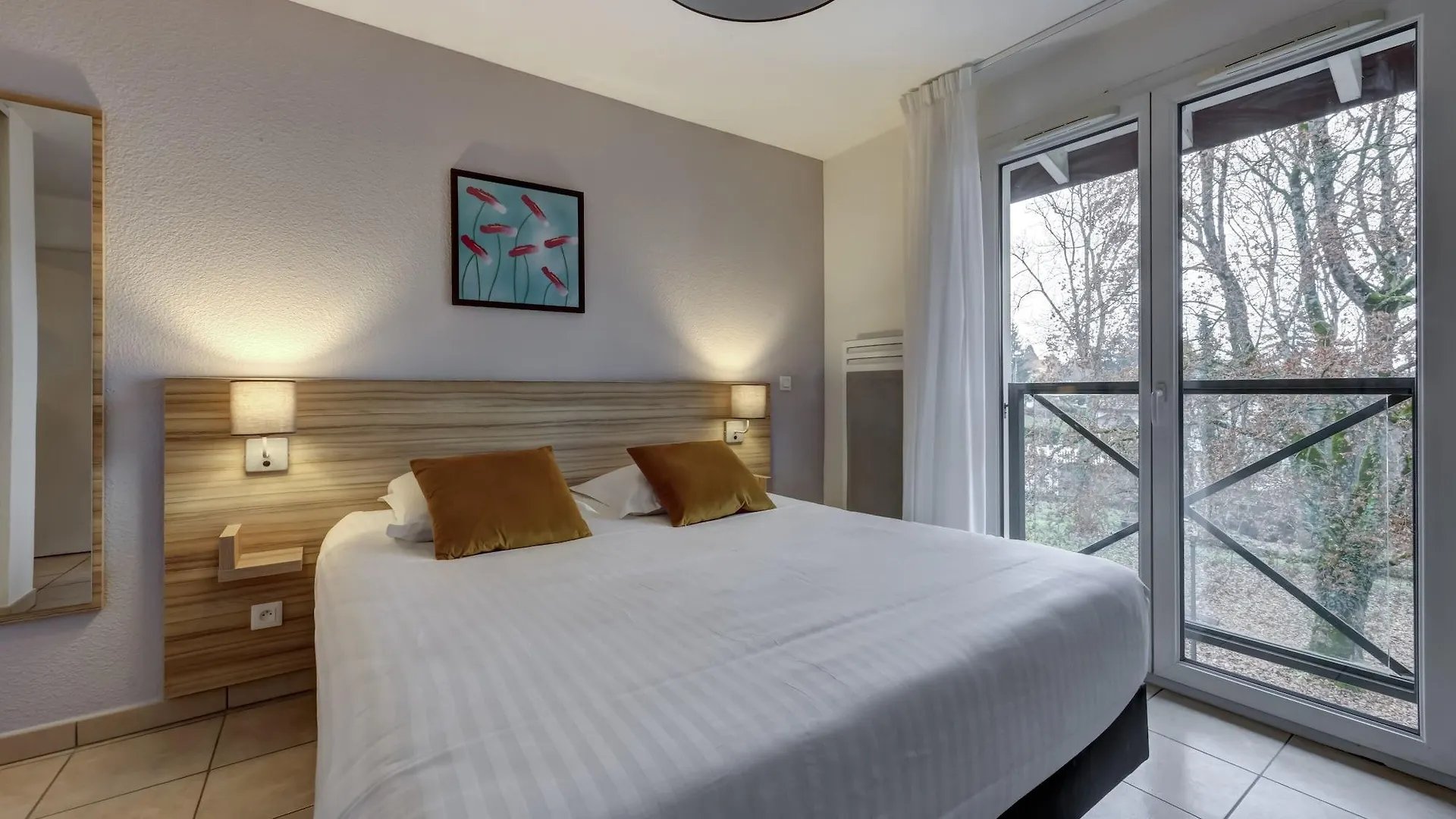 *** Hotel Zenitude Hôtel-Résidences L'Orée du Parc Divonne-les-Bains France
