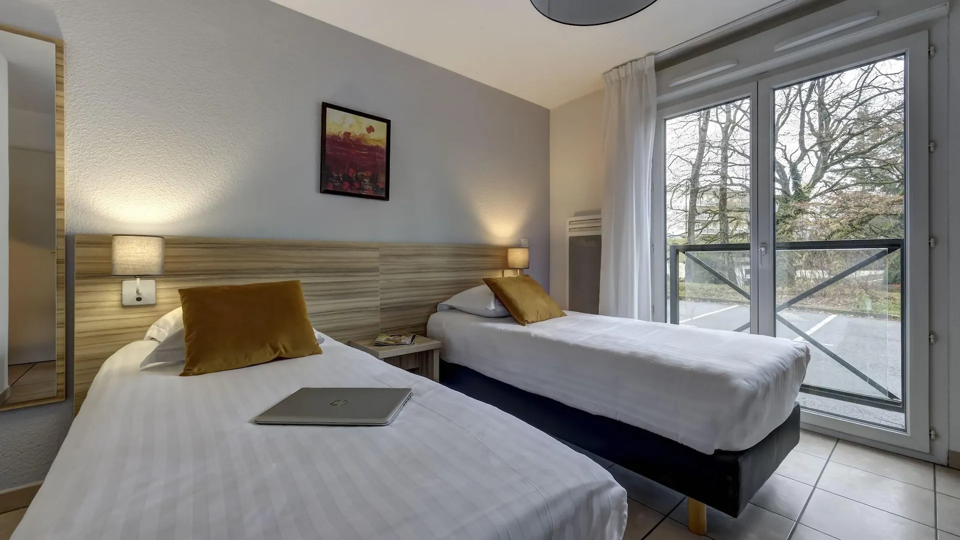 Zenitude Hôtel-Résidences L'Orée du Parc Divonne-les-Bains