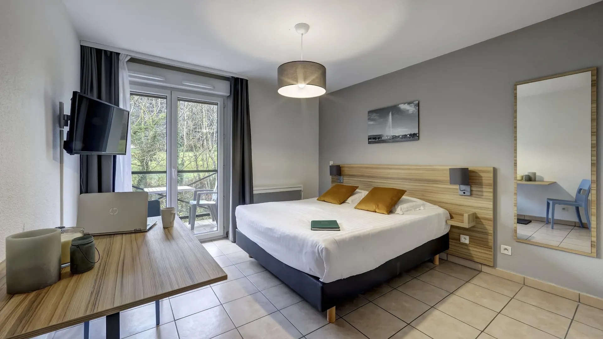 *** Hotel Zenitude Hôtel-Résidences L'Orée du Parc Divonne-les-Bains França