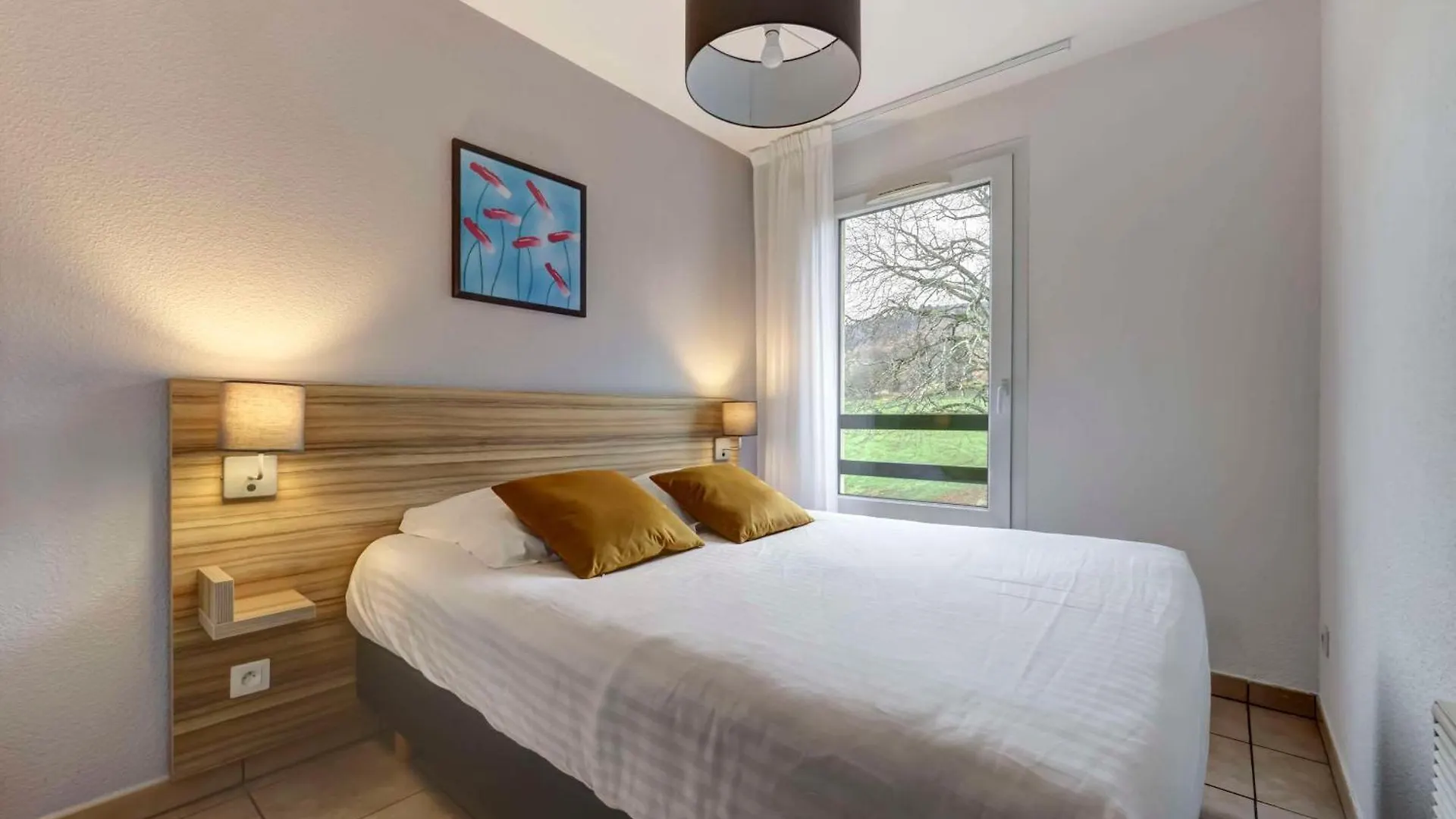 Zenitude Hôtel-Résidences L'Orée du Parc Divonne-les-Bains
